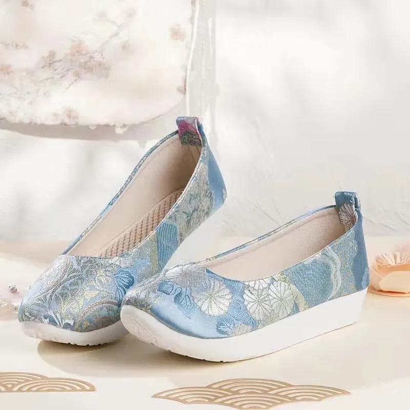 Hanfu Shoes: River